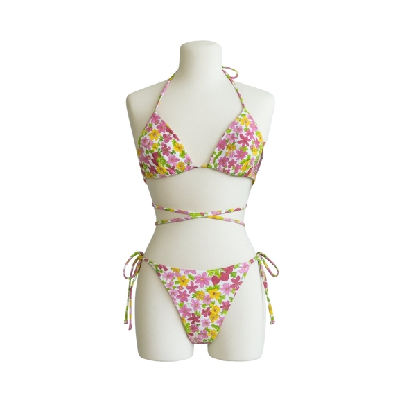 2/$25-Strawberry/Floral Print Triangle Bikini With Wrap Around Too NWT* Size S - Picture 1 of 10